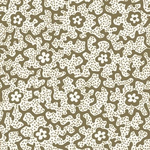 Coral Floral Dotted Bronze