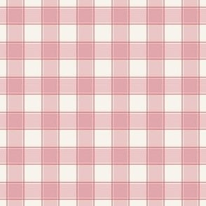 Timeless Gingham Nantuc...